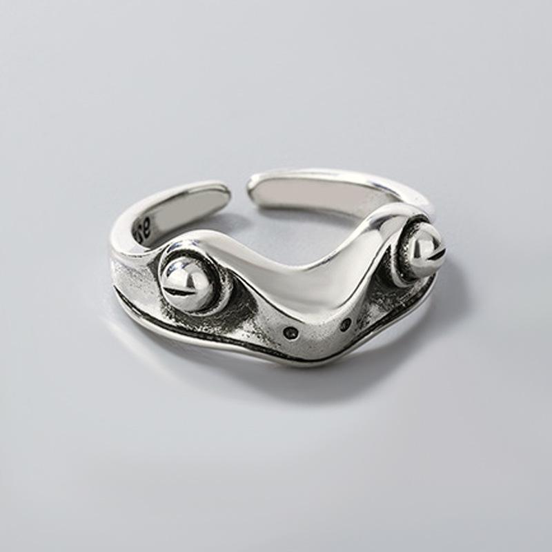 Retro Silver-Plated Frog Toad Ring - Punk Dark Style with Unique Design