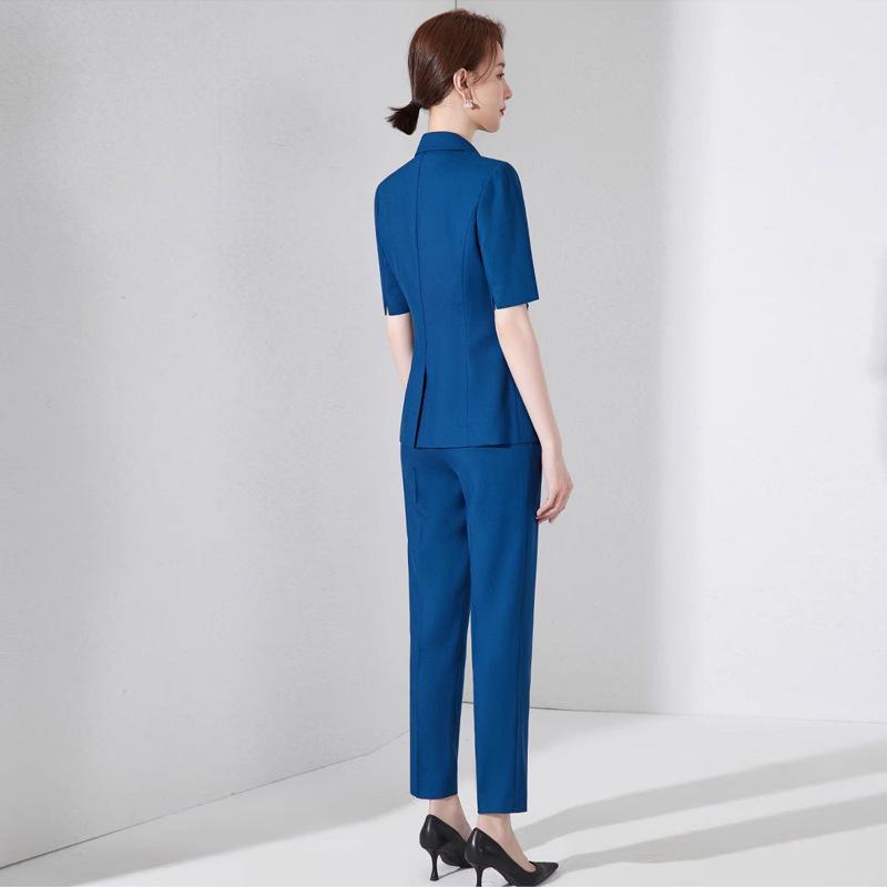 Set Elegant de Costum Albastru Slim Fit pentru Femei - Colecția de Vară 2024