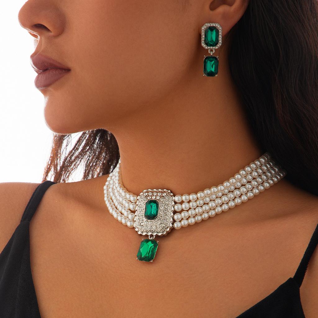 Retro Square Full of Diamonds, Imitation Pearl Choker Necklace, Temperament French Multi-layer Jewelry