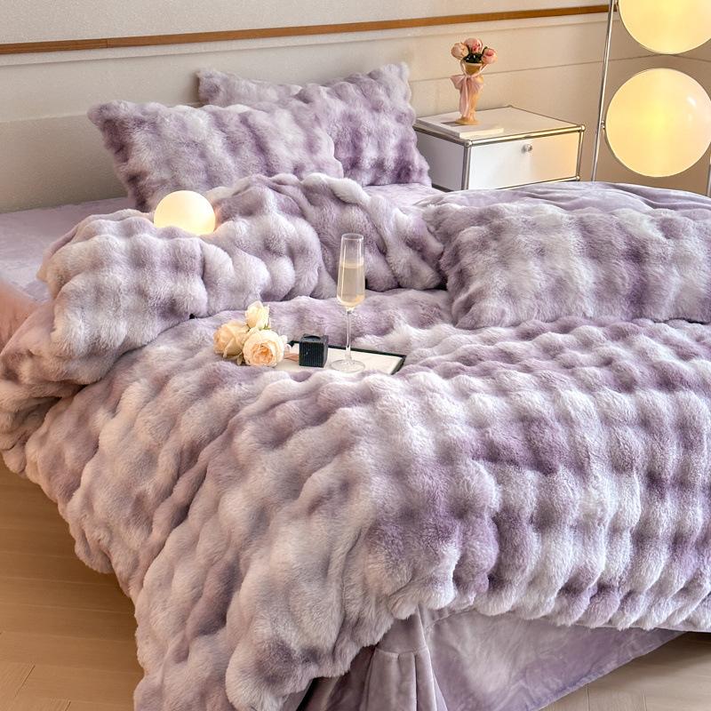 

Плюшевый комплект из четырех предметов для кровати, Плюшевая утолщенная двусторонняя молочная плюшевая тепловая простыня, Пододеяльник, Наволочка Набор из трех предметов 2.0m bed