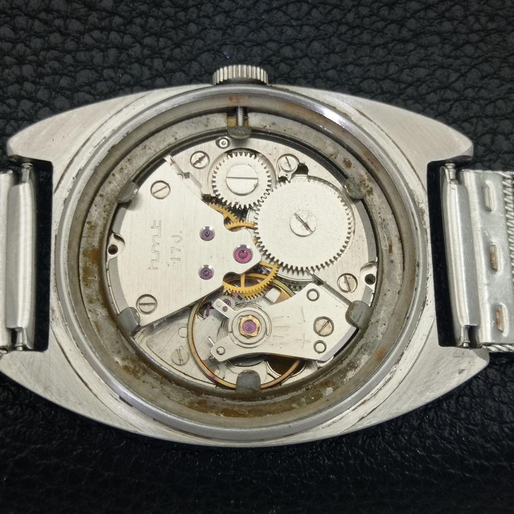 HMT HAND-WINDING VINTAGE INDIAN MENS ROMAN FIGURE BLACK DIAL WATCH A702848-1