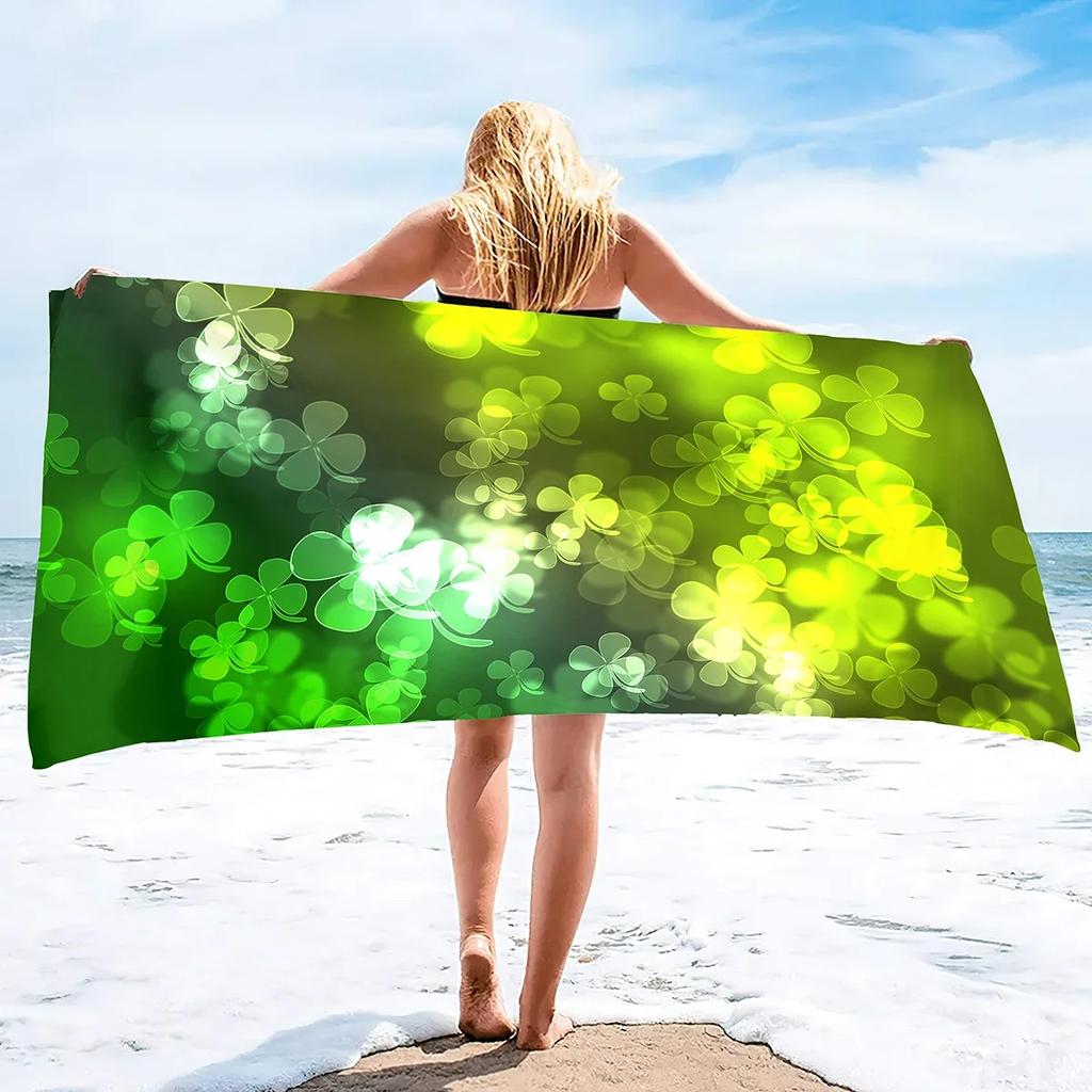 Green Clover St Patrick's Day Bath Towel Oversized Lightweight Beach Towel Travel Swim Pool Yoga Camping for Adults Women Men