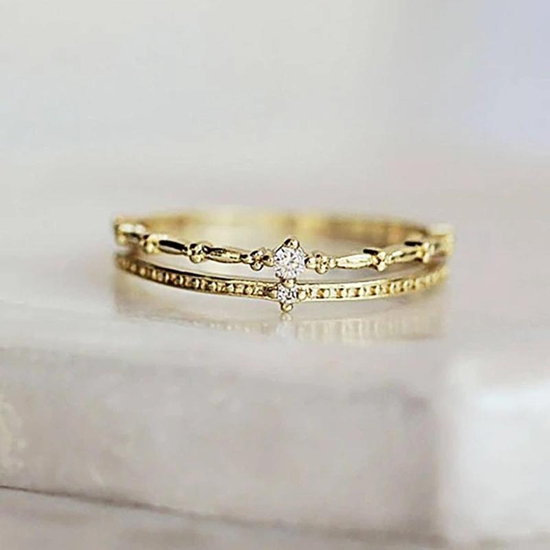 Huitan Ehering Ewigkeit Ringe Damen Zart Helle Zirkonia Fingeraccessoires Damen Verlobungsschmuck