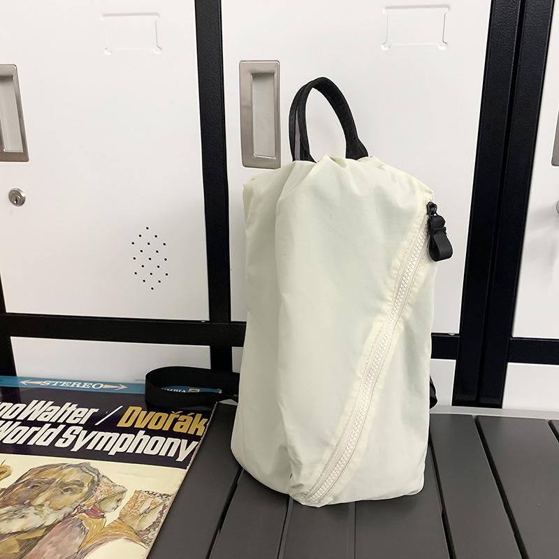 

Crossbody bag men s sports small backpack casual small cross bag female student 2025 Japanese shoulder bag going out backpack белый
