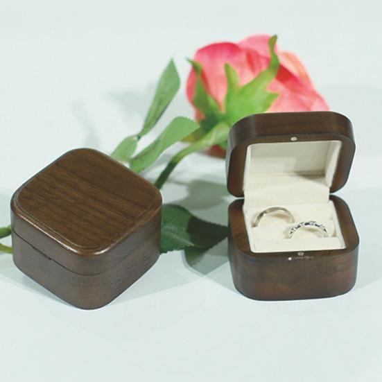 

Ring Box Lidded Dust-proof Paint Spraying Engagement Romantic Women Ring Gift Box for Valentine s Day