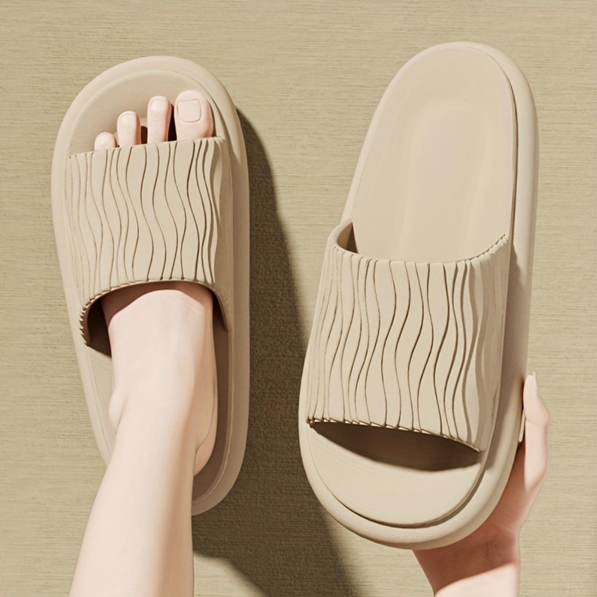 Тапочки из ЭВА с толстой подошвой повседневные сандалии с открытым носком мягкие и удобные нескользящие износостойкие средний каблук на все времена года для пар 40-41 хаки 980₽