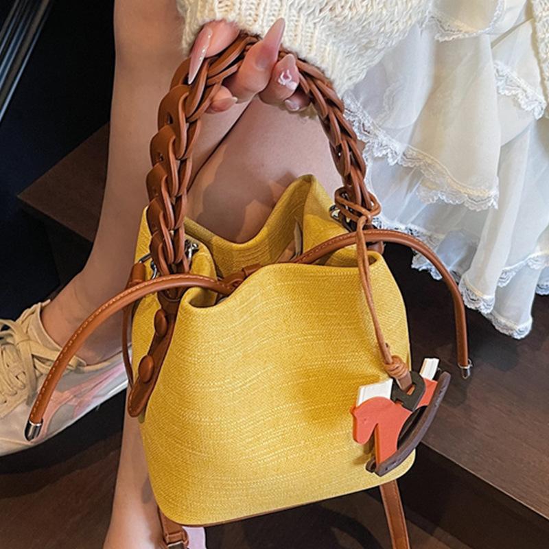 Versatile Bucket Bag, Trendy and Stylish Patchwork Hand-held Small Bag, Fashionable Single-shoulder Crossbody Bag