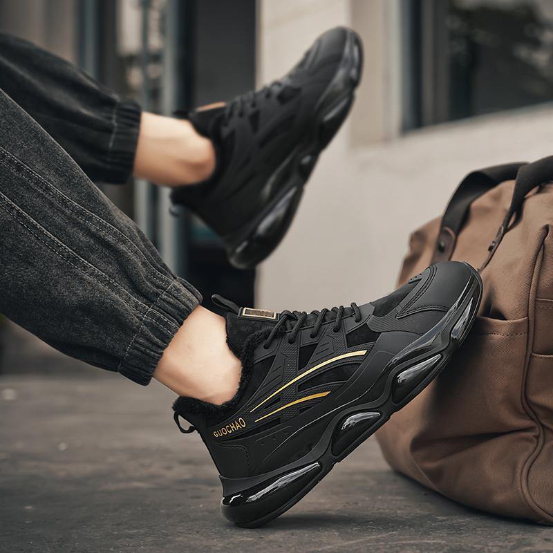 Men's Casual Sports Shoes Autumn and Winter New Warm Plush Cotton Shoes Soft Sole Non Slip Outdoor Running Shoes Male Sneakers