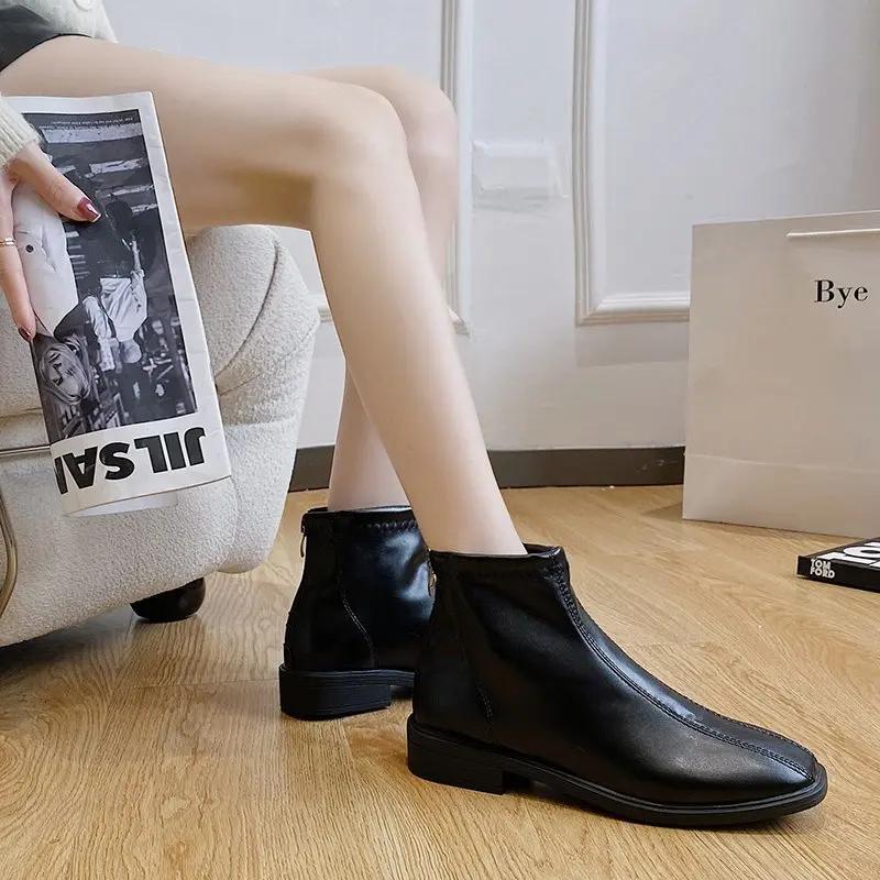 Fashion 2024 Spring and Autumn Fashion British Zipper Design Women's Short Boots Simple Solid Color Square Toe Thick Heel Chelsea Boots