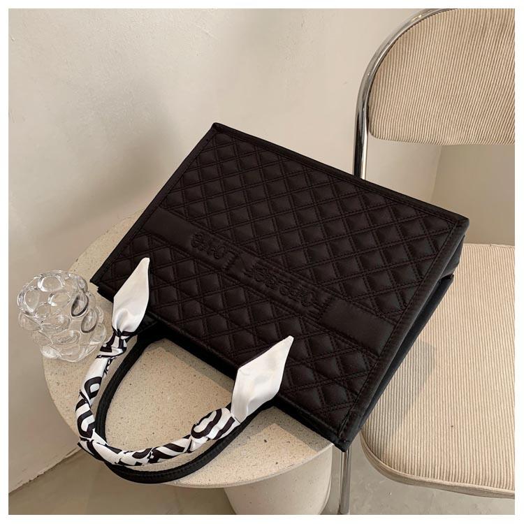 Hohe Kapazität Totes Frauen Berühmte Marke Design Handtaschen Für Frauen Reise Strand Tasche Weibliche Geldbörse Und Tote Schulter Tasche 2021