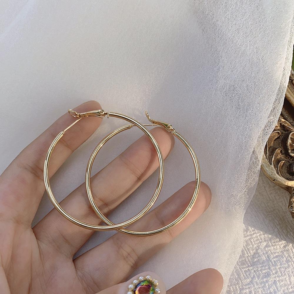 Simple Exaggerated Large Circle Hoop Earrings for Women Personality Trendy Plain Ring Earrings Jewelry Multiple Sizes Available