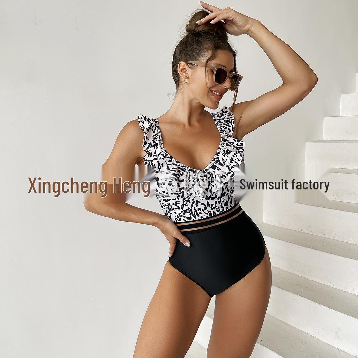 

2023 European & American Color Block Ruffle Print One-Piece Swimsuit with U-Neck and Spaghetti Straps Medium белый