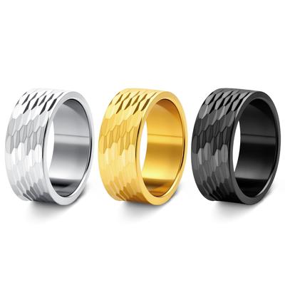 Anello Unisex in Acciaio Titanio 12mm con Texture Martellata per il Capodanno