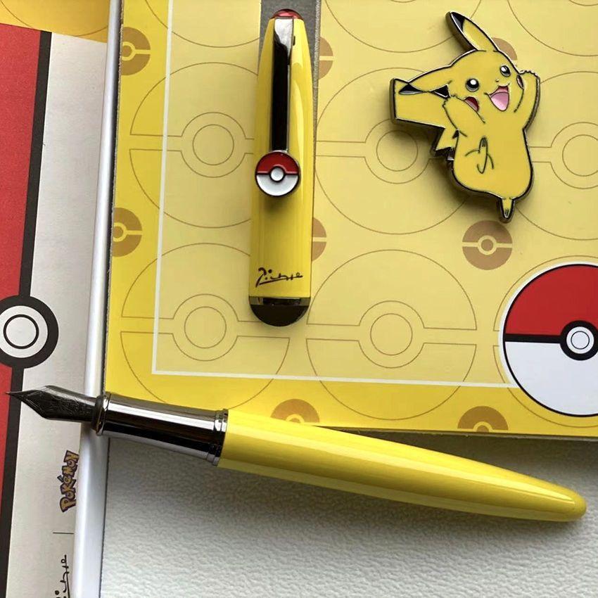 Co branded Fountain Pen Classic Gift Box Set Ink Pen Educational Stationery Gift for Children Festival