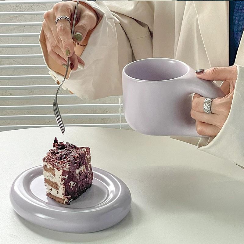 1Set 350ml Ceramic Coffee Chubby Mug Saucer Set Creative Cute Fat Handle Cup with Saucer for Office and Home Room Decor