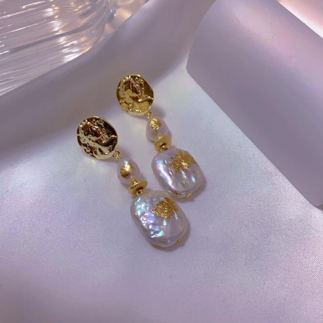 Flower Princess Queen Sicilian Vintage Baroque Pearl Gold Foil Stud Earrings Temperament French Among Earrings Silver Needles