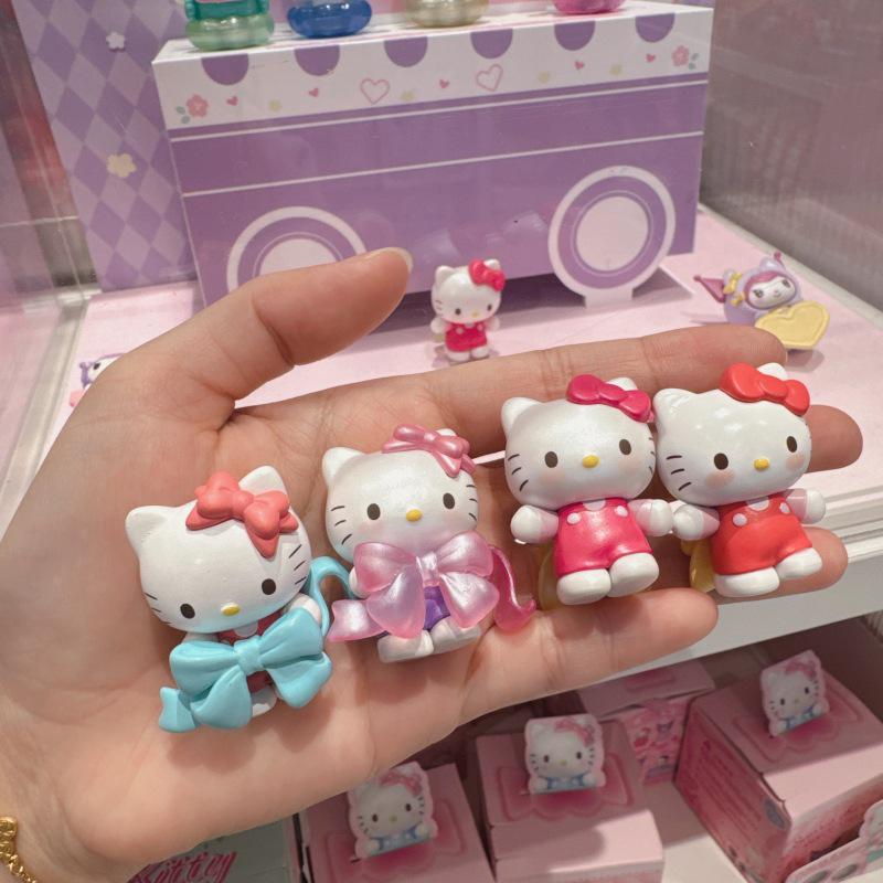 Sanrio Hello Kitty Love Bow Series Blind Box Figurine