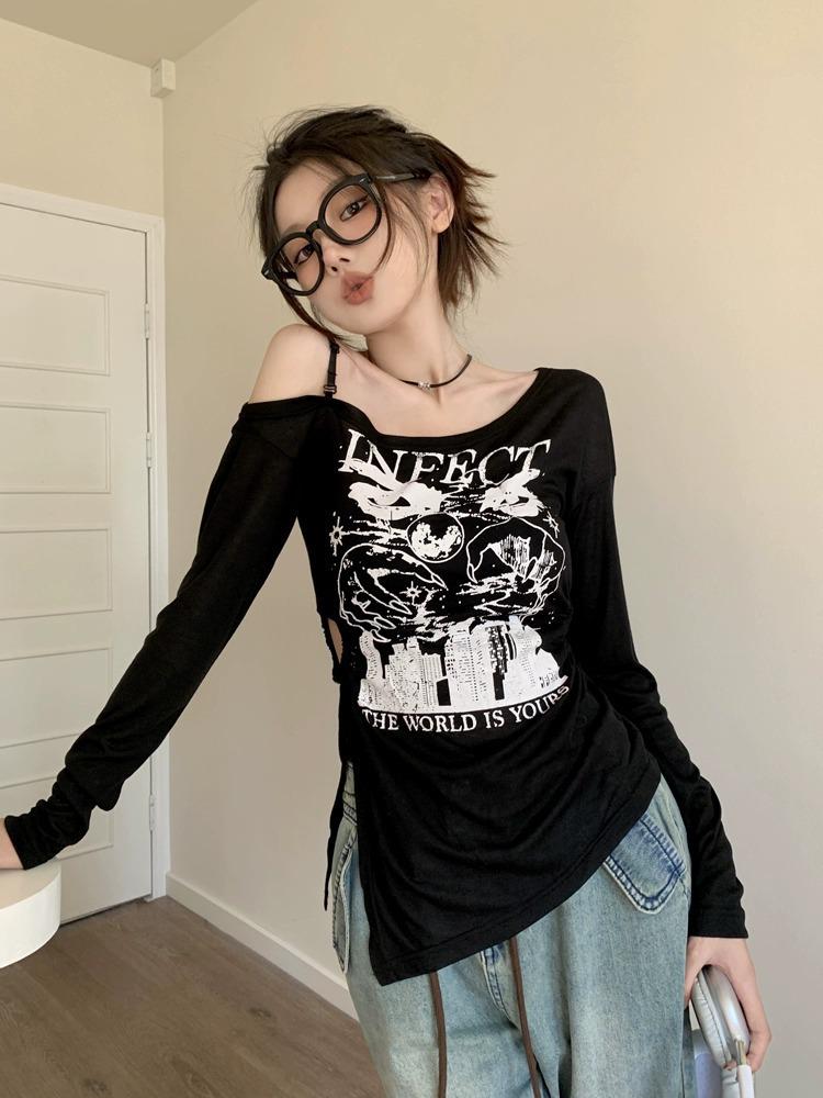 Chic Hollow Off-Shoulder Long-Sleeve Sun Protection Top for Women - Slim Fit, Flattering Early Autumn Style