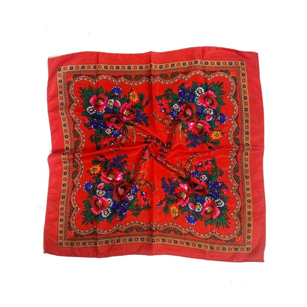Квадратный шарф с цветочным принтом в русском стиле 70*70 см красный