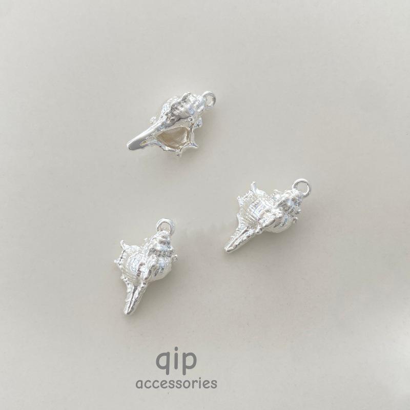 18k Gold-Plated Starfish & Seashell Pendant Jewelry for Beach Vacations