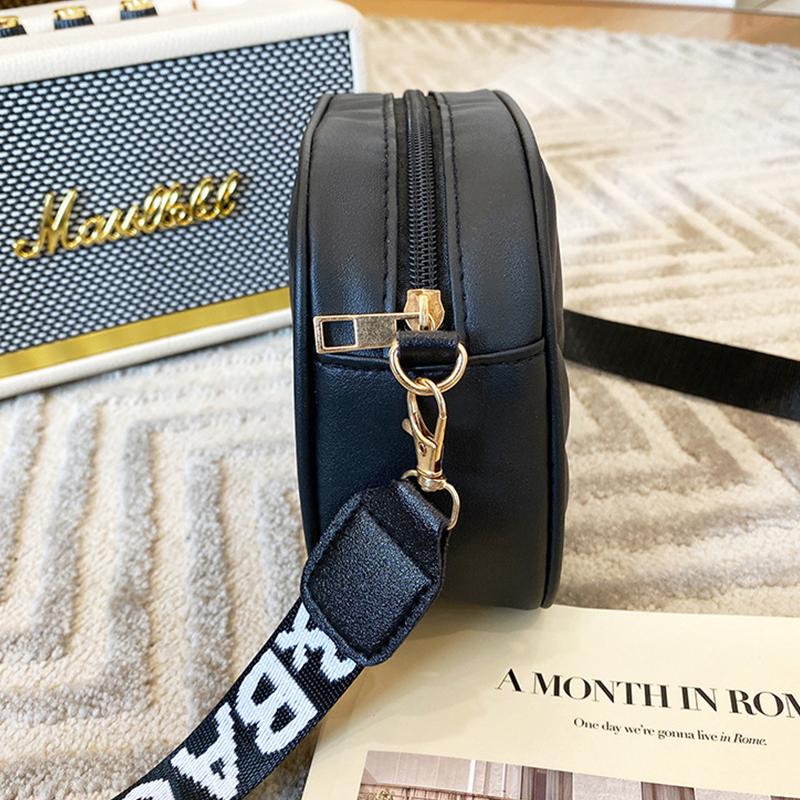 Skořepinová crossbody kabelka pro ženy Móda Malé kabelky přes rameno z PU kůže Luxusní designové prošívané dámské kabelky a kabelky na zip