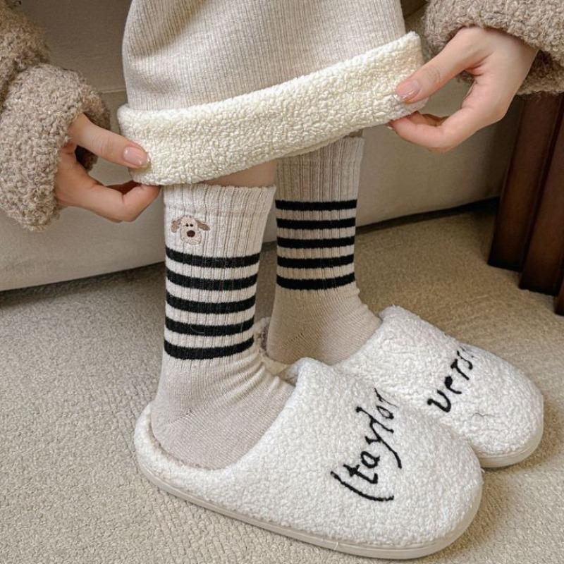 Female Autumn and Winter New Simple All Take Warm Cute Cartoon Dog Stripes In The Tube Pile Socks