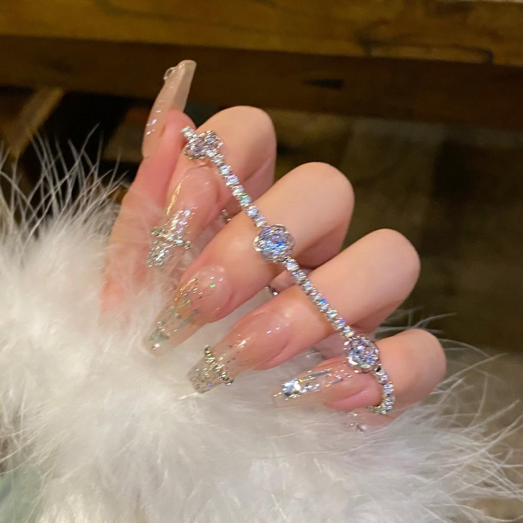 Fashionable Zircon Floral Bracelet In Gold Silver For Womens Casual And Formal Outfits