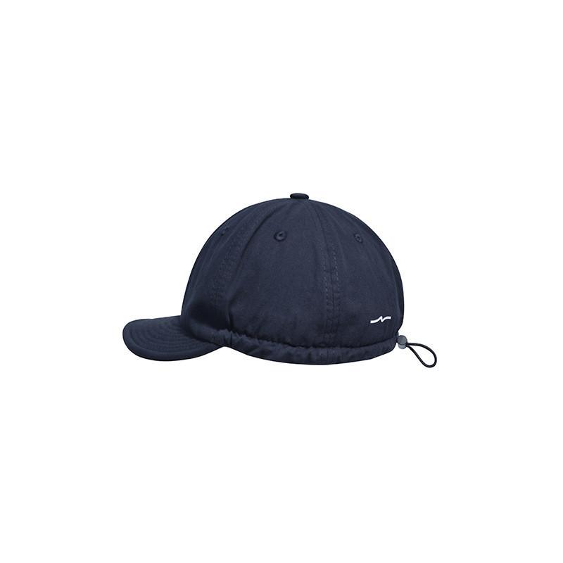 Fashionable Baseball Cap With Short Brim And Solid Color Design For Daily