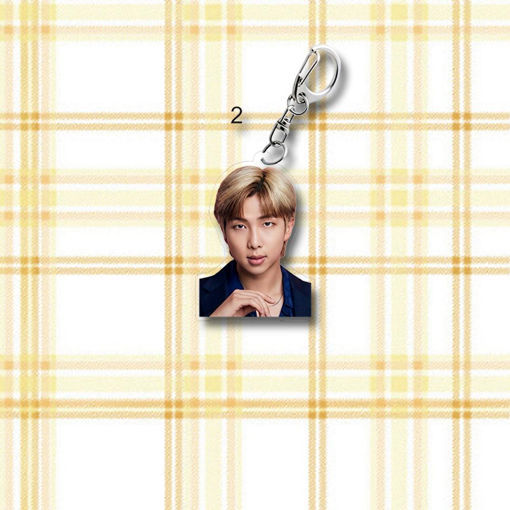 BTS Klíčenka s akrylovým přívěskem s fotografií v obleku, Bangtan Boys Klíčenka s fotografií ve formálním oblečení, Kpop Idol Přívěsek na tašku pro fanoušky ARMY