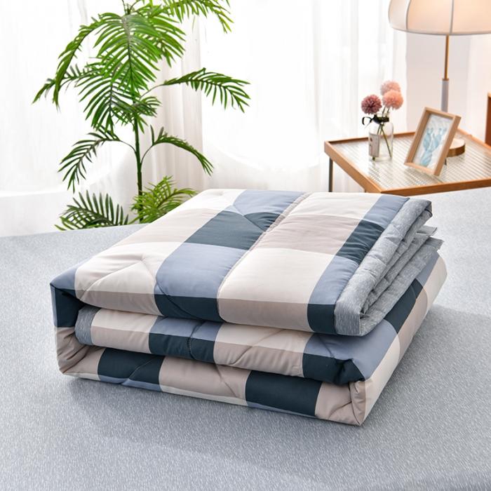 Simple Modern Air Condition Thin Blanket Summer Quilt Cotton Fluffy Plaid Blanket On The Bed Comfortable Comforter
