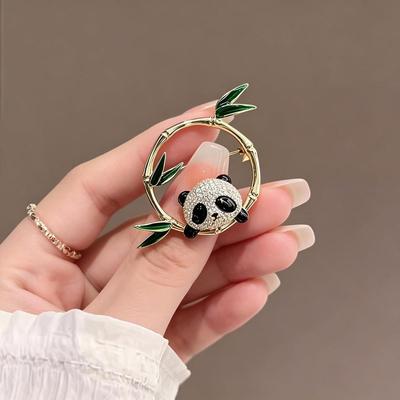 Broșe și accesorii pentru corp