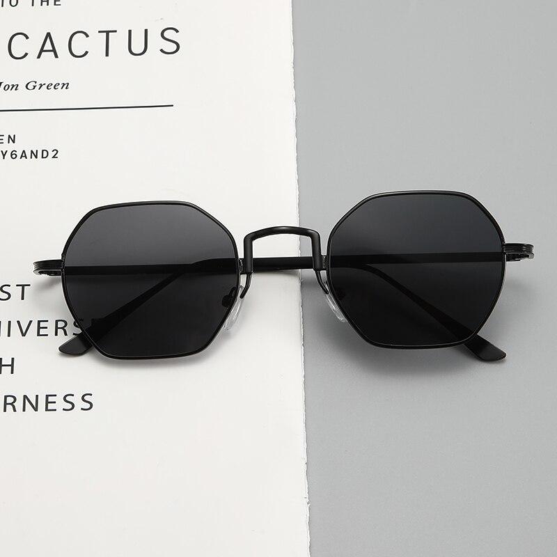 Retro Sunglasses With Metal Frame Trendy Sunglasses Men And Women Street Photo Sunglasses
