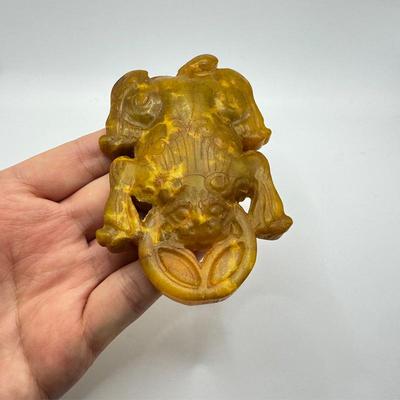 Antique-Style Xiu Jade Golden Toad Treasure Basin Pendant