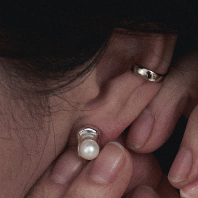 Zney Promise Earring