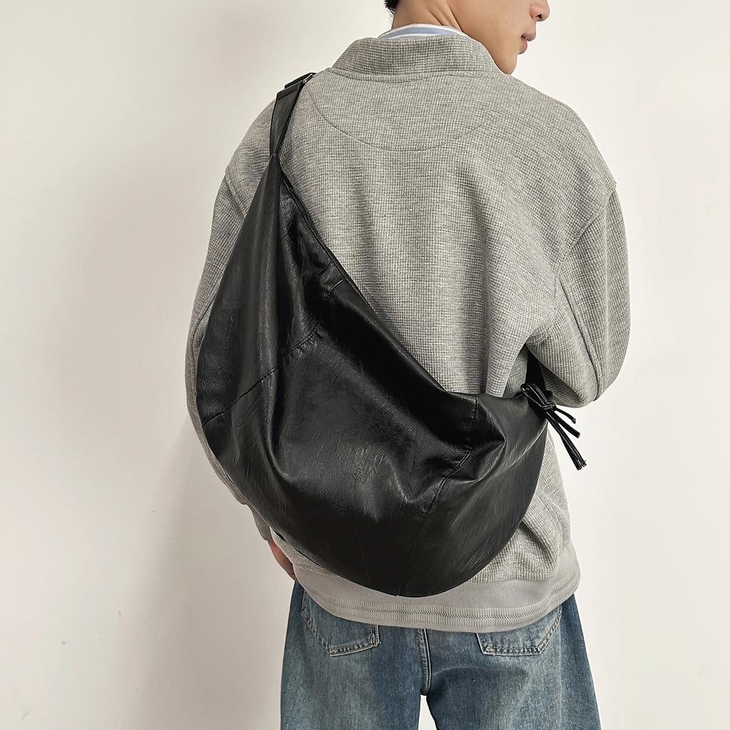 Men's Dumpling-shaped Crossbody Bag, Single-shoulder Backpack, Casual Fitness Bag