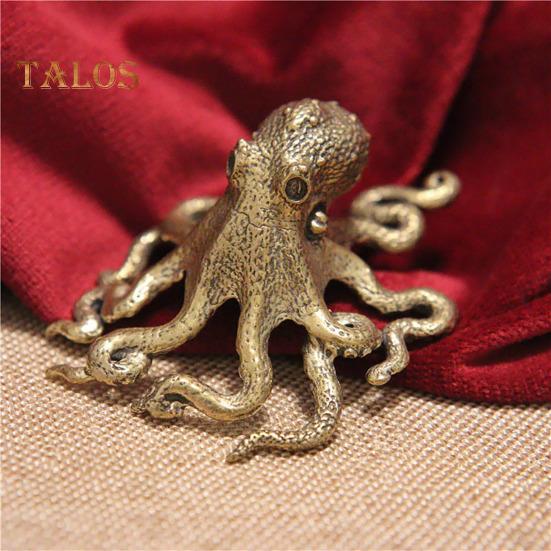 Octopus Ornament Tabletop Retro Alloy Octopus Squid Figurine Solid Metal Collectible Octopus Statue for Home Office Car Decor