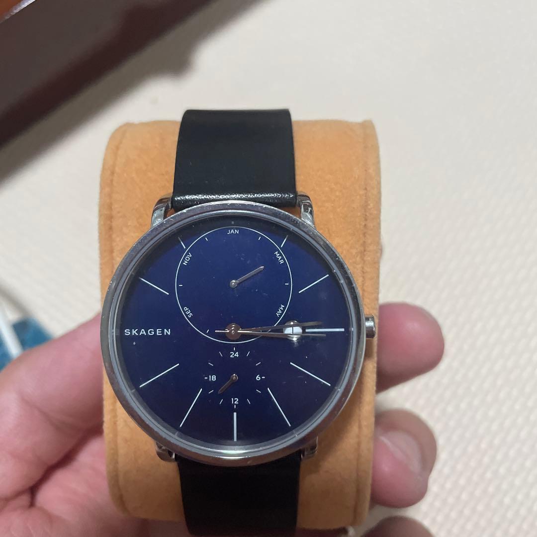 Used SKAGEN watch body black leather band