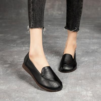 Mois bissextile nouvelles chaussures simples décontractées de printemps à semelle plate pour femmes première couche cuir de vache rétro couvre-pieds confortables bouche peu profonde chaussures de mère