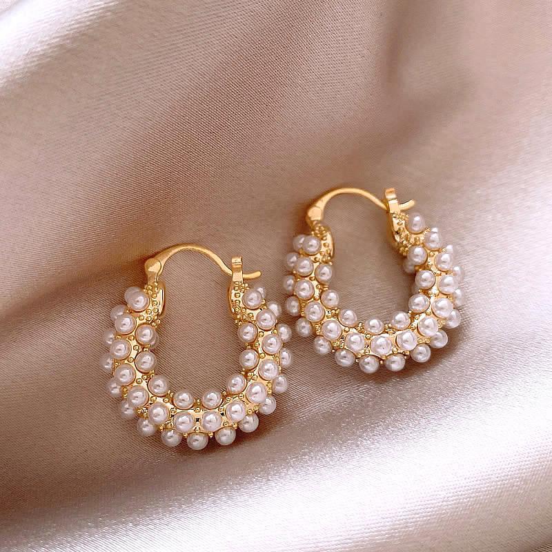 Pearl oval ear buckle French exquisite elegant earrings light luxury high sense fashion temperament earrings