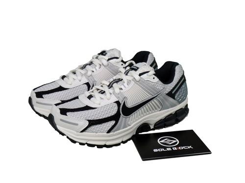 

Nike Air Wmns Zoom Vomero 5 Photon Dust Black-HQ1182-001 EU 5.5 сірий