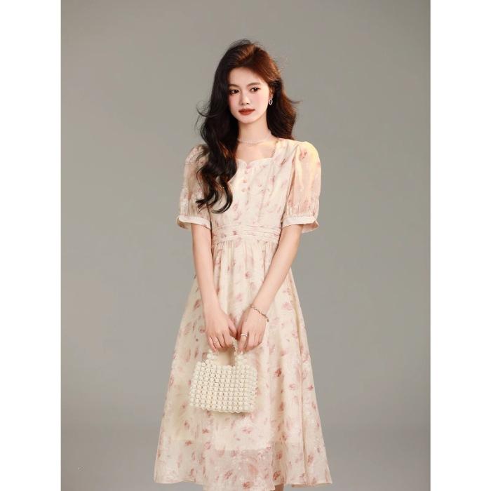 New Chinese floral dress women s 2026 new summer beautiful gentle wind square neck short-sleeved skirt S