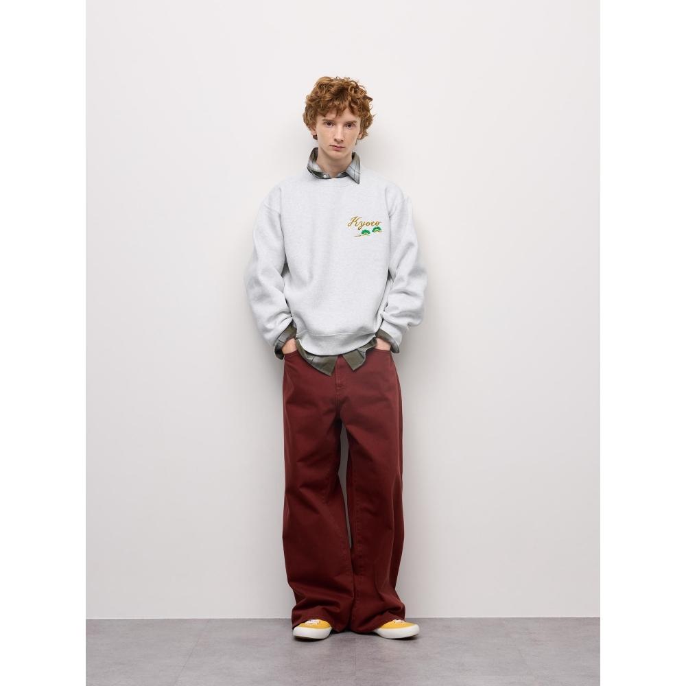 GU by Uniqlo Heavyweight Sweatshirt Pullover Yokochi Hiromichi 1