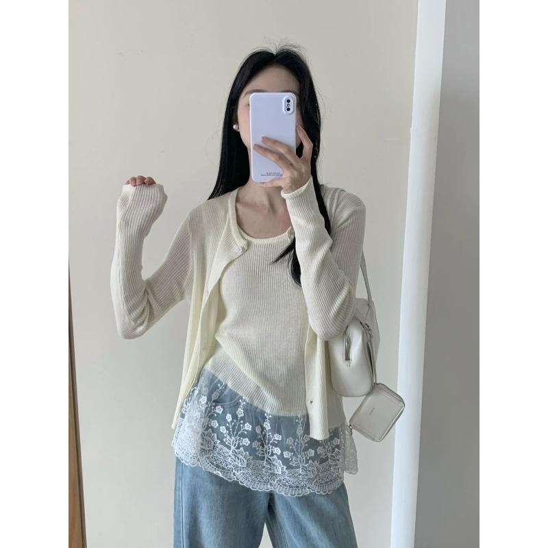 Early autumn new sweet lace splicing knitted cardigan women's gentle age-reducing vest sweater two-piece set