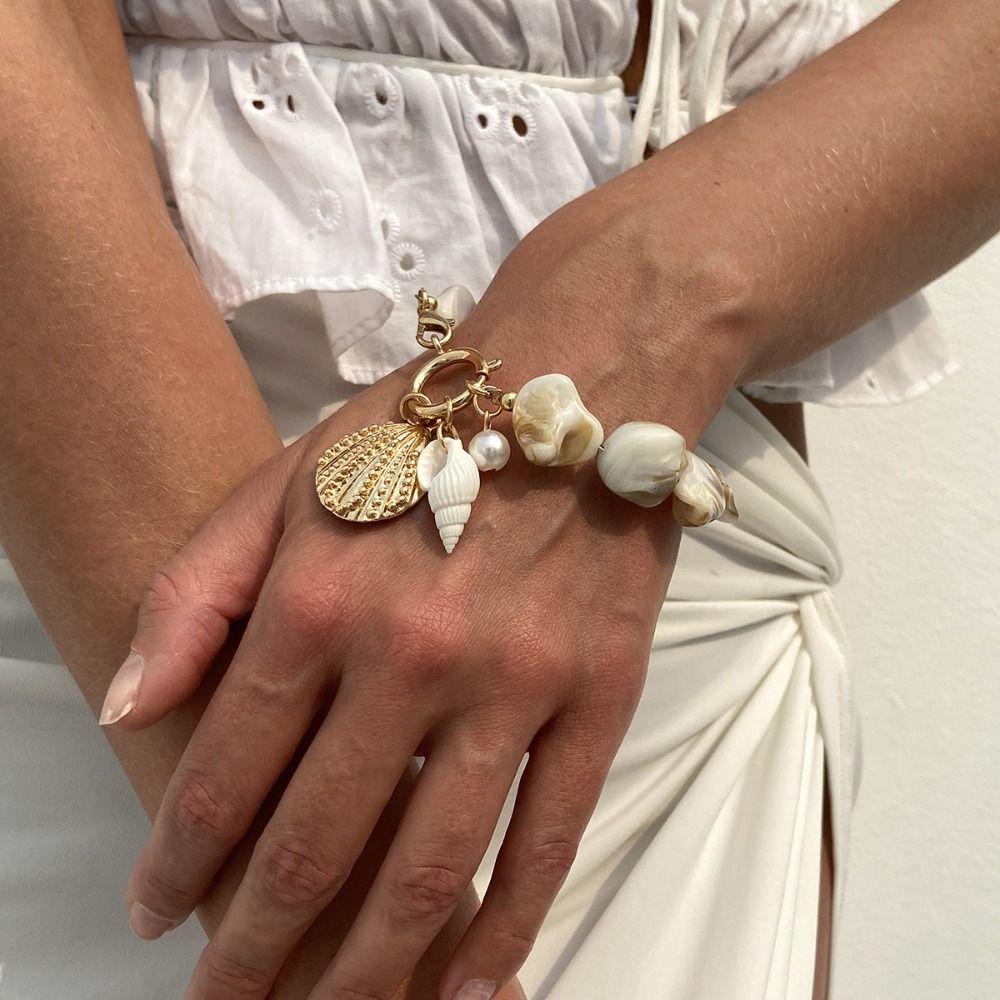

Flower Shell Necklace Bracelet Bohemian Beach Beaded Jewelry Elegant Marine Style Necklace Beach Bracelet