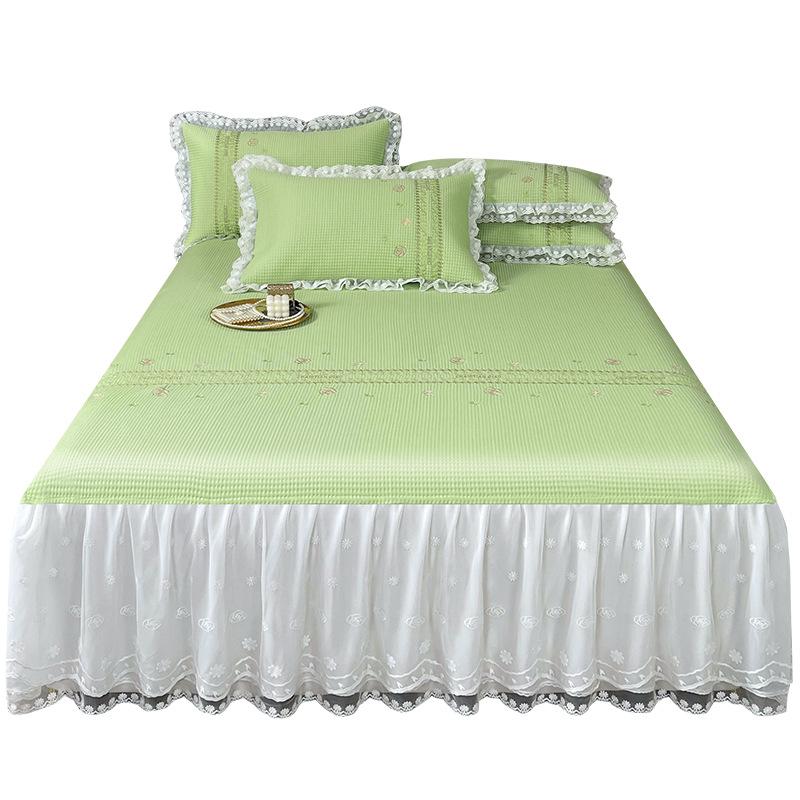 Class a Cool Feeling Ice Silk Covoraș de vară Fusta de pat Trei piese Princess Style Ins Air Conditioning Covoraș moale Dantela Lenjerie de pat