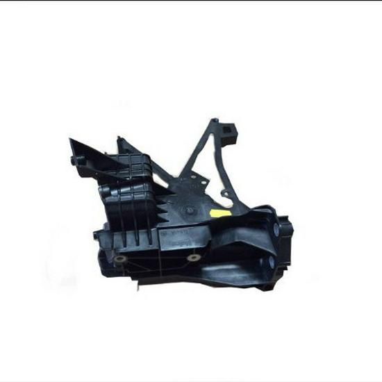 Front Crossmember Bracket for Mercedes-Benz W213 E300 (2136206400, 2136206500)