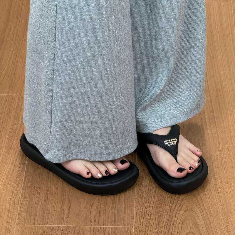 Island Holiday~ Thick-bottomed flip-flops Korean version of casual versatile slippers 2025 summer new sandals