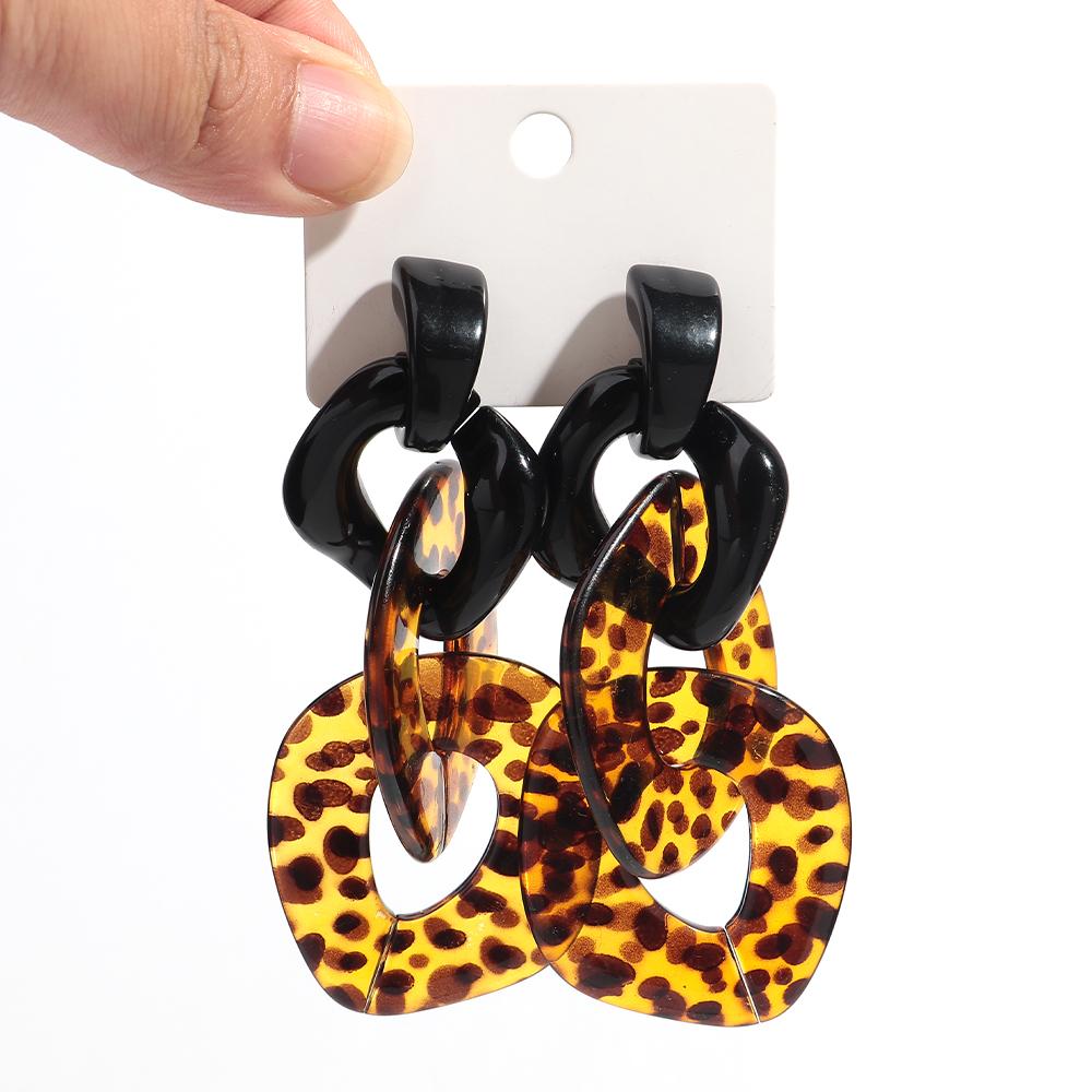 Punk Large Acrylic Rhomboid Geometric Long Earrings Leopard Dual Color Chain Dangle Earring for Women Personalized Retro Jewelry