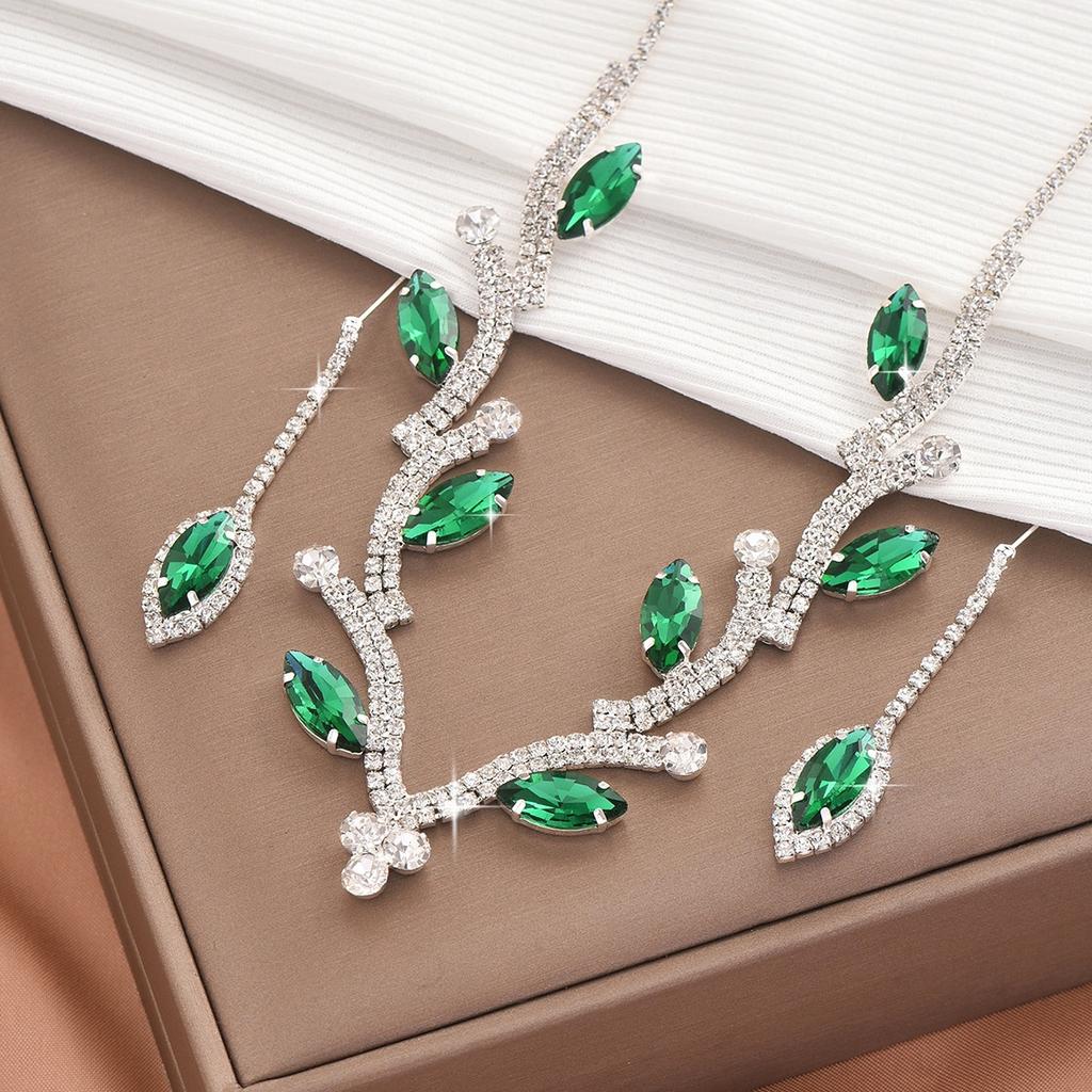 2025 New Design Fashion Water Diamond Necklace Earrings Two-Piece-Set Suitable For WeddingBridal Banquet Party Holiday Gift