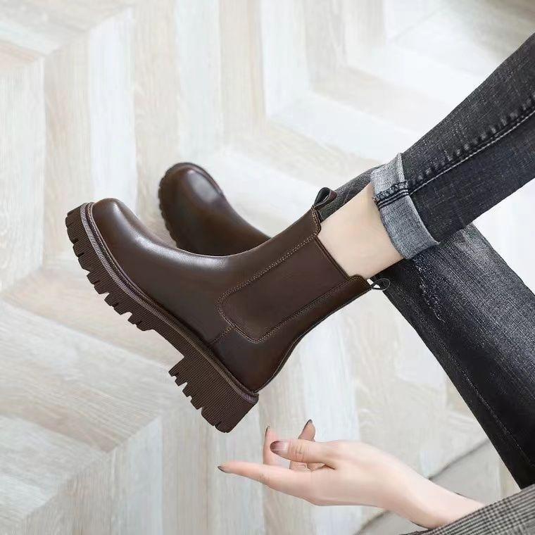 Thick-soled British style thin Martin boots women's 2025 autumn and winter new retro elegant thick heel Chelsea short boots ins